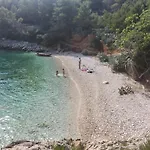 Robinson Crusoe Holiday House